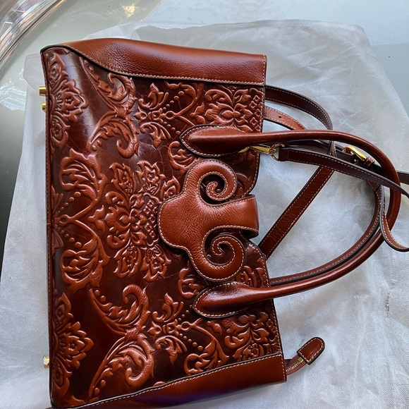 Beautiful Brown leather Pijushi purse - Picture 8 of 9